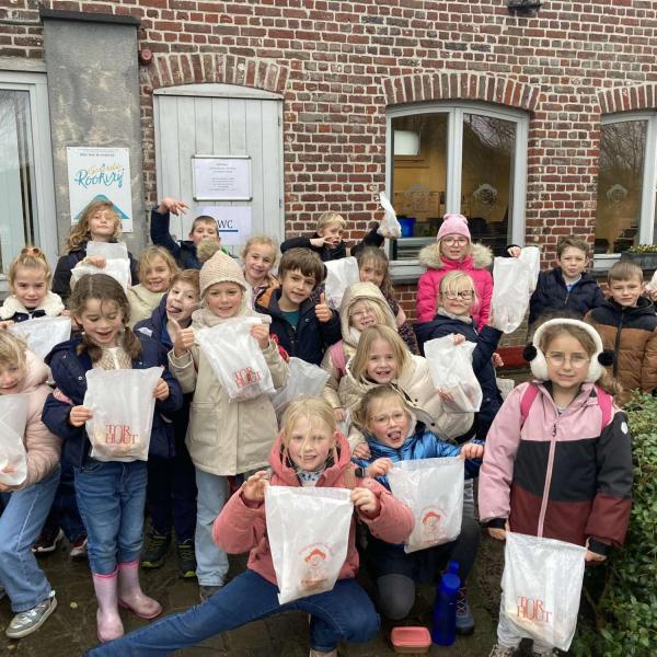 klaaskoeken maken op de kinderboerderij
